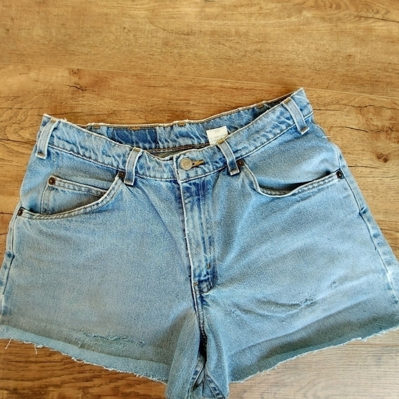 Vintage Levi's 565 Red Tag Denim Jean Shorts Sz 31 - Picture 6 of 7